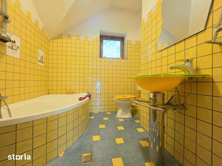 Casă cu 6 camere cu Teren 1250 Mp în Chiajna