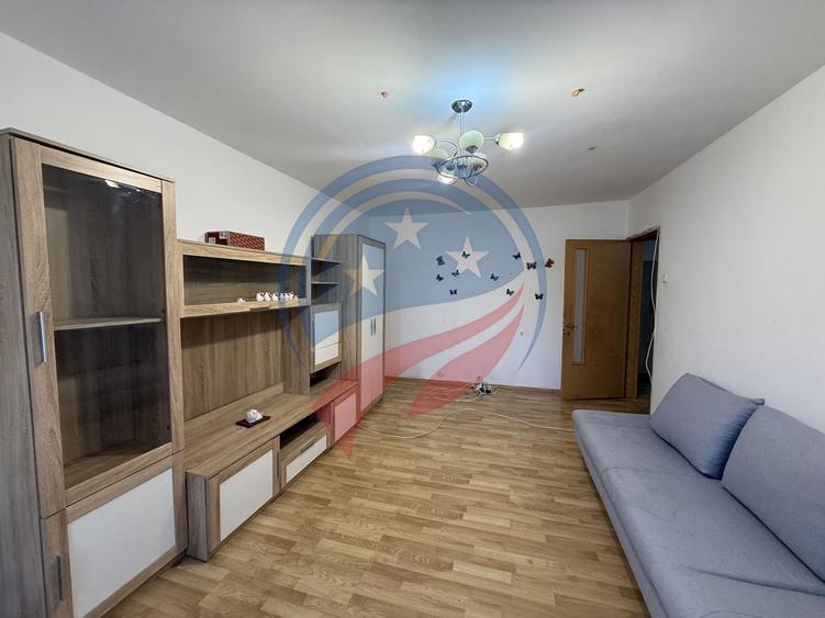 Apartament cu 2 camere decomandat, mobilat în Lăpuș