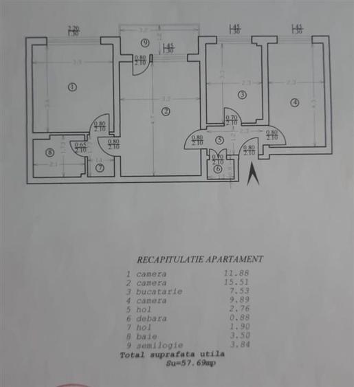 Apartament cu 3 camere semidecomandat, mobilat în Podu Roș