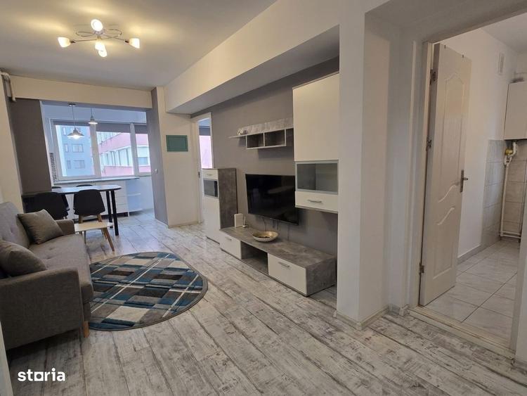 Apartament cu 2 camere, mobilat în Central