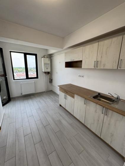 Apartament cu 2 camere decomandat în Mihai Bravu