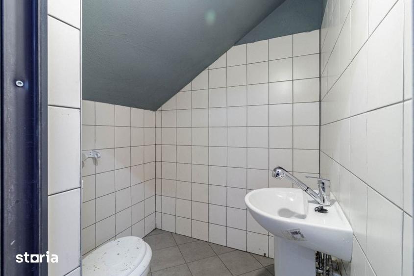 Spațiu comercial, de 306 mp, în Tei
