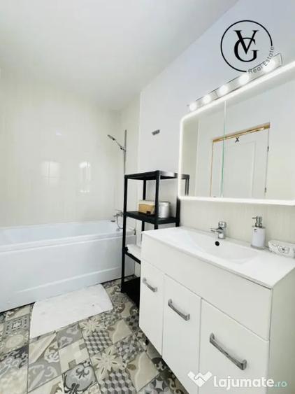 Casă cu 5 camere cu Teren 754 Mp în Central