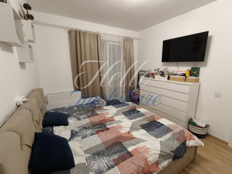 Apartament cu 2 camere semidecomandat, mobilat în Florești