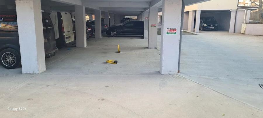 Garsonieră decomandată în Central