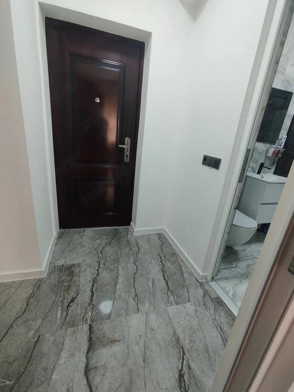 Garsonieră decomandată în Central