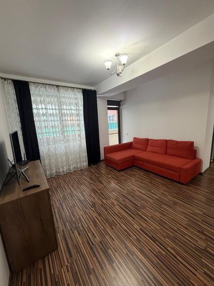 Apartament cu 2 camere decomandat în Tomis Plus