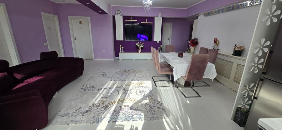 Apartament cu 4 camere decomandat în Km 4-5