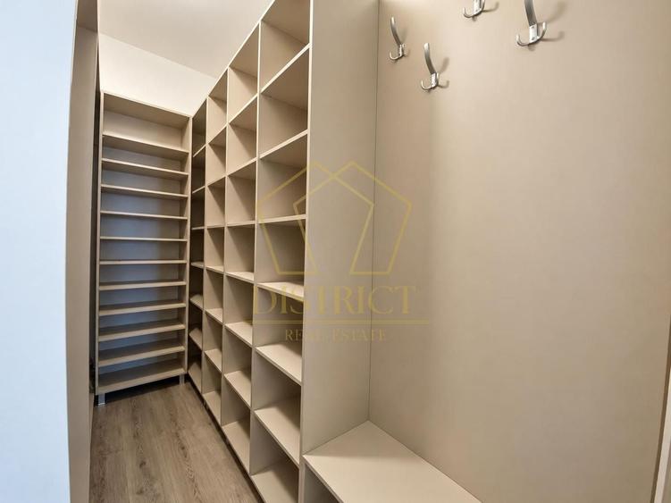 Apartament cu 2 camere decomandat, mobilat în Soarelui