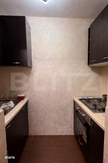 Apartament cu 3 camere decomandat în Tudor