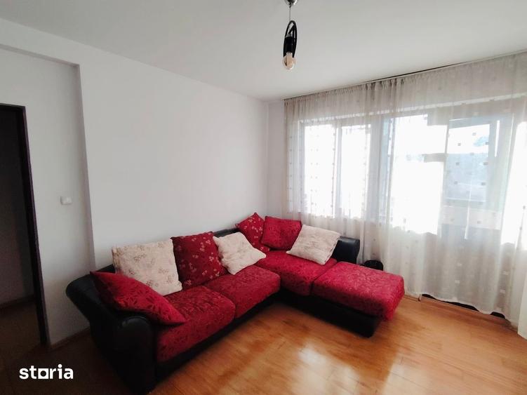 Apartament cu 4 camere, mobilat în Colentina