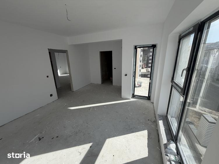 Casă cu 4 camere cu Teren 250 Mp în Central