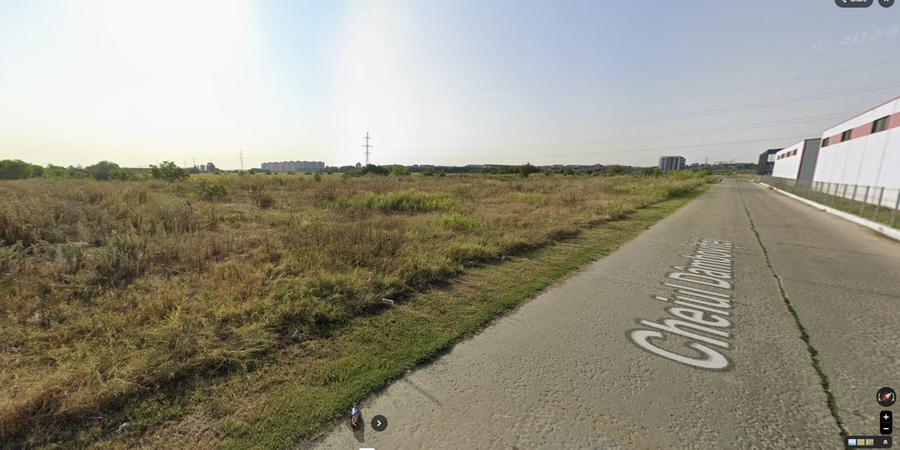 Teren Construcții intravilan de 15000 mp, în Central