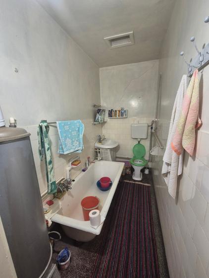 Casă individuală cu 3 camere cu Canalizare în Muncitoresc