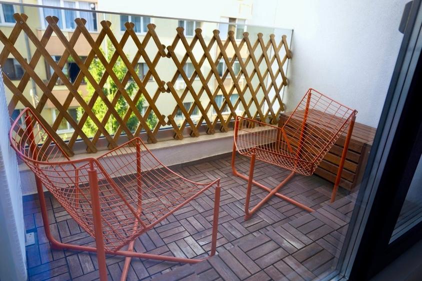 Apartament cu 3 camere decomandat, mobilat în Central