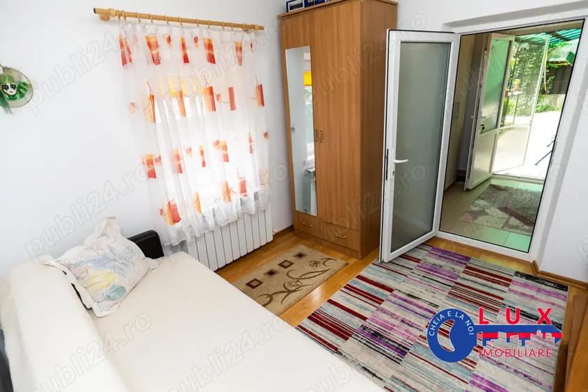 Casă cu 5 camere cu Teren 378 Mp în Babadag
