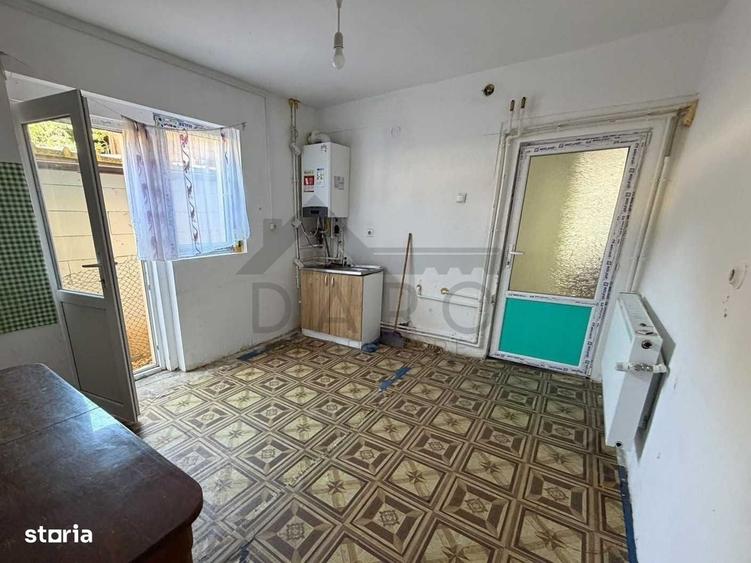 Casă cu 4 camere cu Teren 100 Mp în Sângeorgiu de Mureș