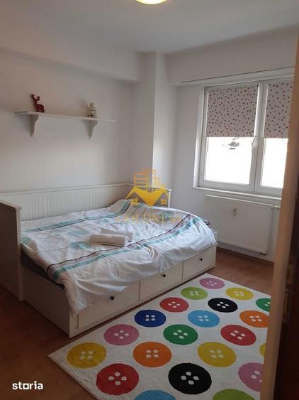 Apartament cu 3 camere, mobilat în Mărăști