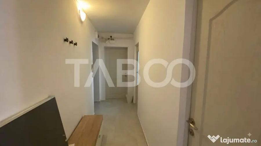 Apartament cu 3 camere semidecomandat în Terezian