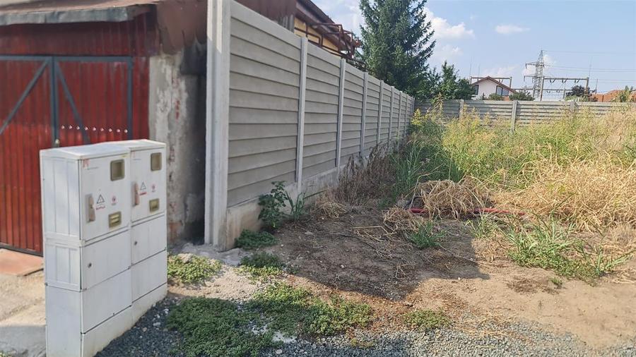 Teren Construcții intravilan de 1.1000000238419 mp, în Poltur