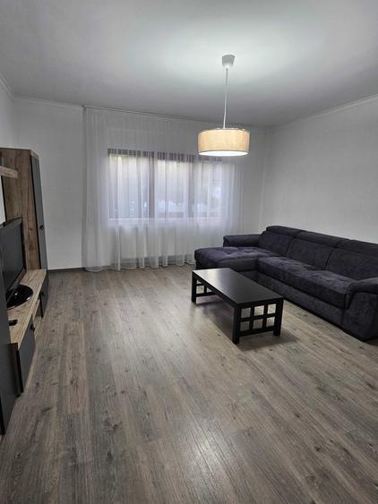 Apartament cu 2 camere decomandat în Semicentral