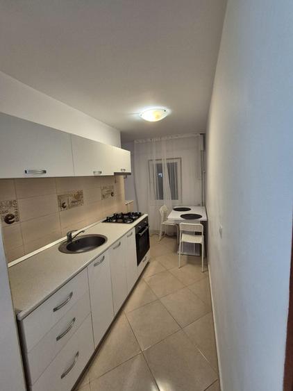 De inchiriat garsoniera decomandata -40 mp,-Ploiesti-zona-semicentrala - 7