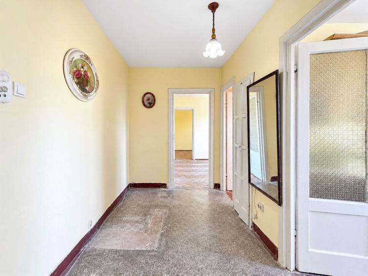 Apartament cu 2 camere semidecomandat în Centru Vechi