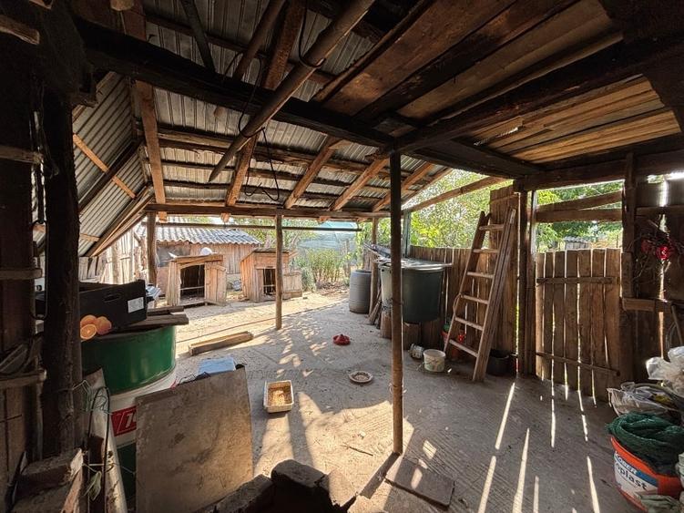 Casă individuală cu 3 camere cu Canalizare în Arcani