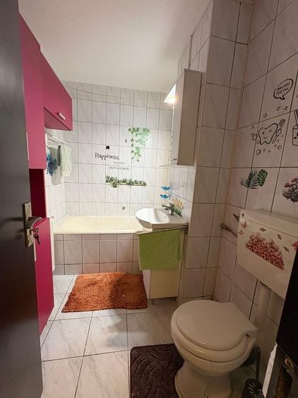 Apartament cu 2 camere decomandat, mobilat în Lenin