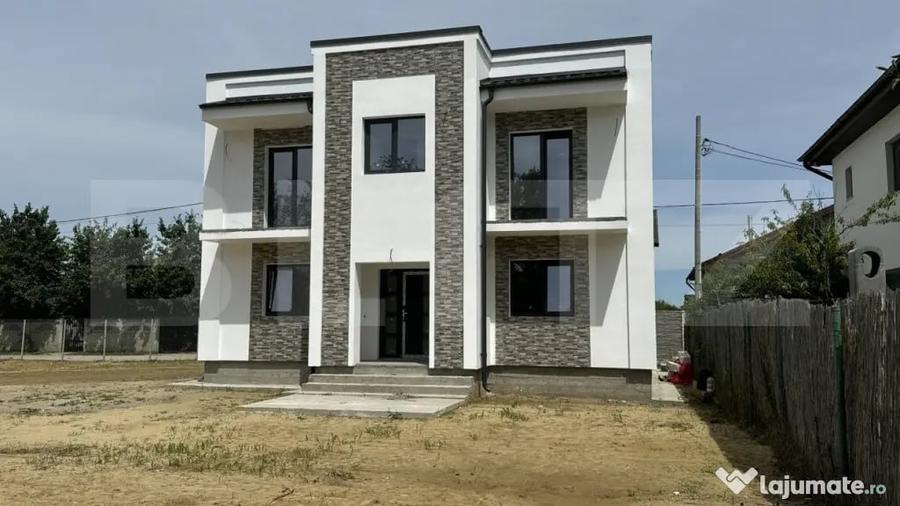 Casă cu 4 camere cu Teren 330 Mp în Central