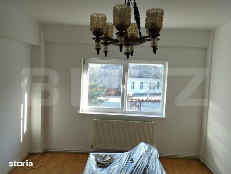 Apartament cu 3 camere în Mihai Viteazu