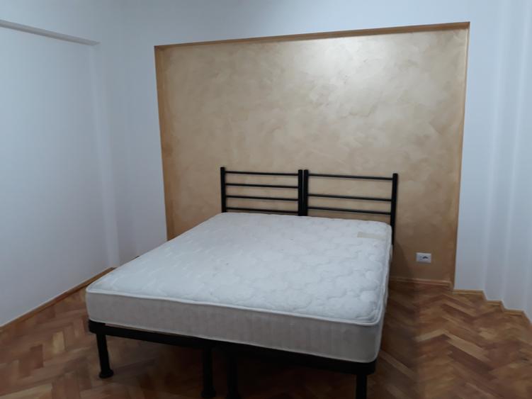 Apartament cu 2 camere decomandat în Păcurari