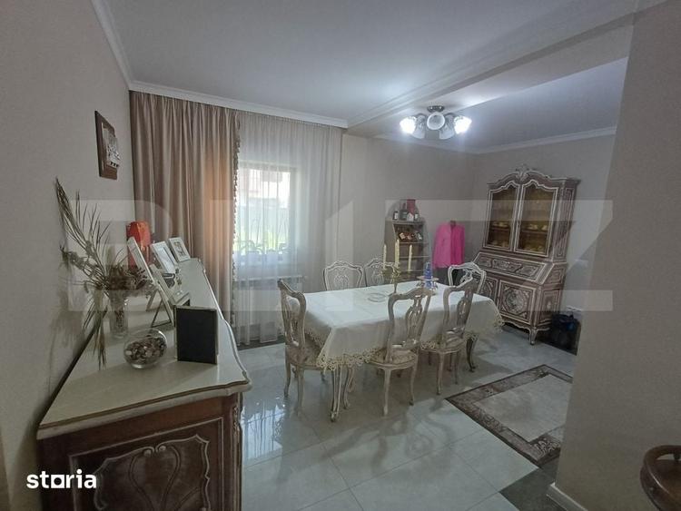 Casă cu 7 camere cu Teren 1000 Mp în Șcheia