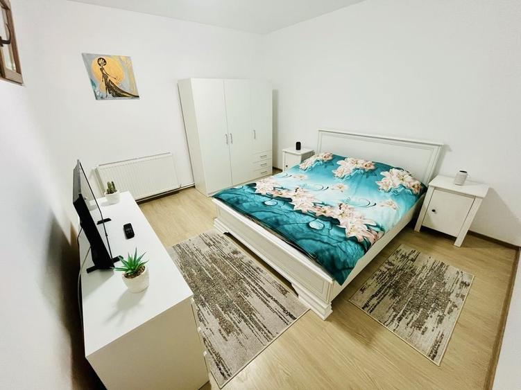 Apartament cu 2 camere decomandat în Valea Aurie