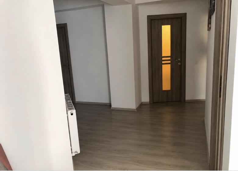 Apartament cu 3 camere decomandat, mobilat în Bucureștii Noi