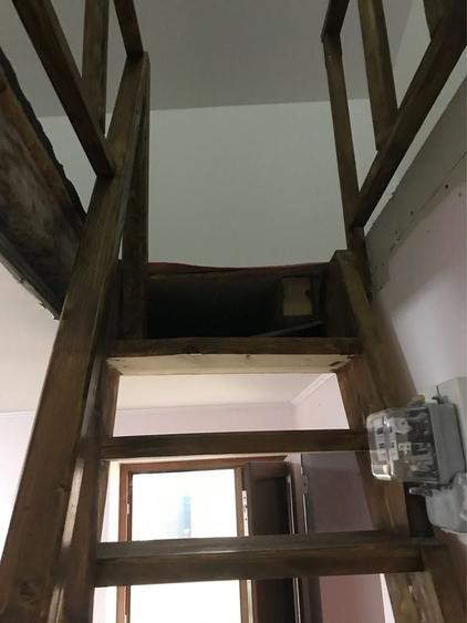 Casă cu 3 camere în Bucur Obor