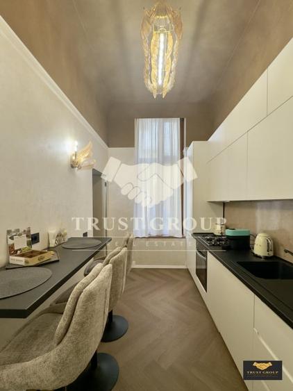 Apartament cu 2 camere decomandat, mobilat în Universitate