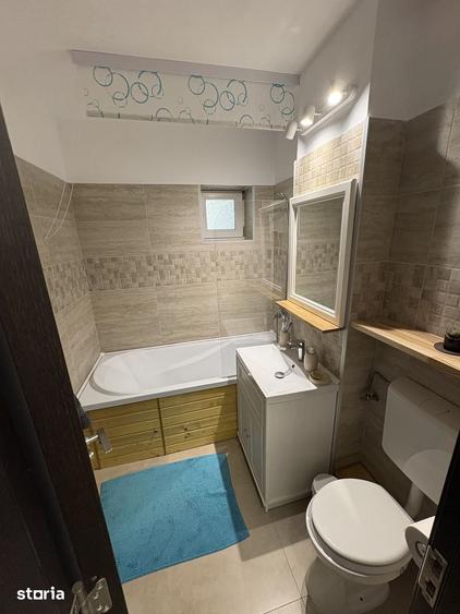 Apartament cu 3 camere decomandat în Valea Cetății