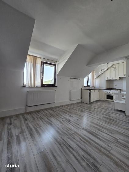 Apartament cu 3 camere în Bucium