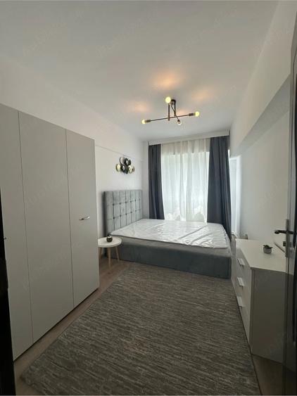 Apartament cu 4 camere decomandat în Dacia