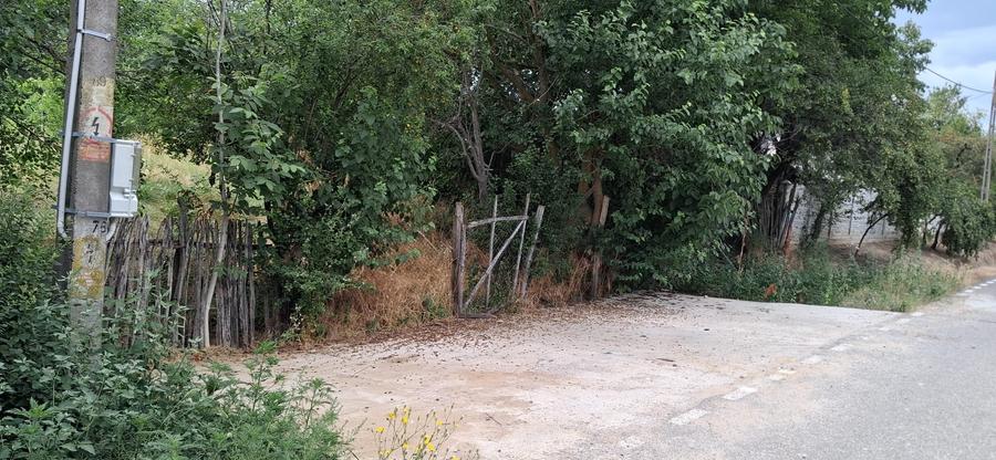Teren Construcții intravilan de 1019 mp, în Tismana
