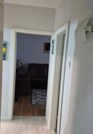 Apartament cu 3 camere decomandat în Rahova