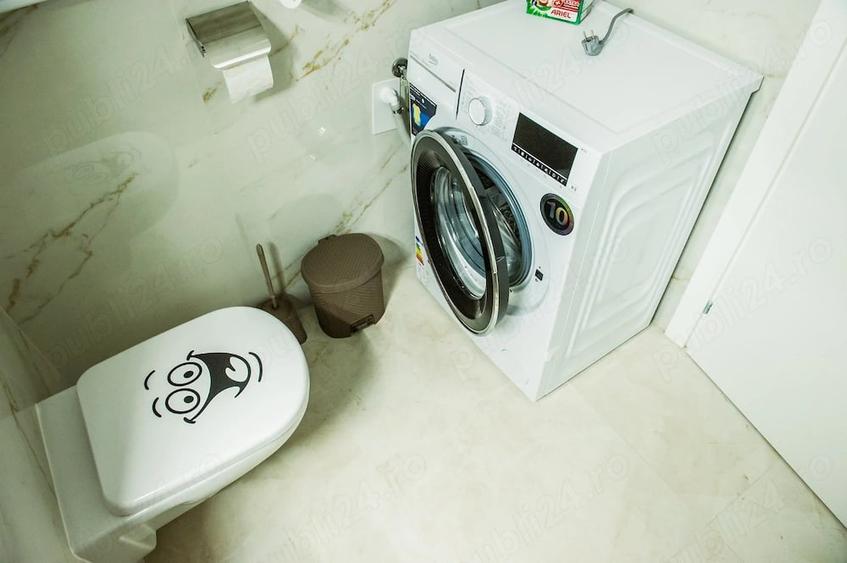 Apartament cu 2 camere decomandat în Tractorul
