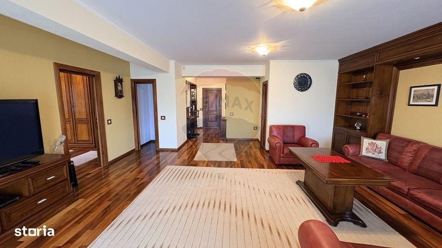 Apartament cu 3 camere în Central