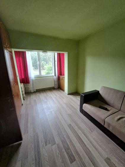 Garsonieră decomandată în Micro 15