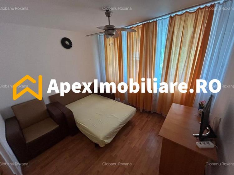 Apartament cu 4 camere decomandat în Gorjului