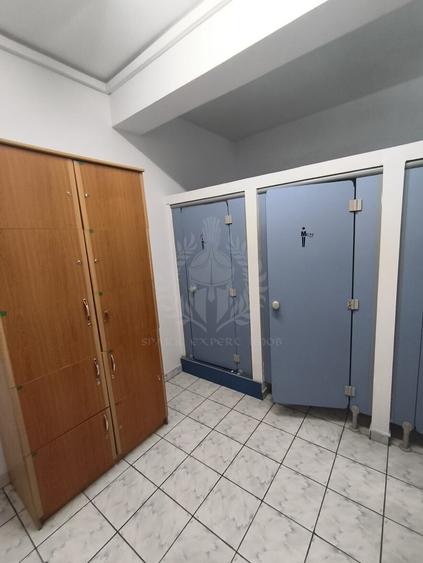 Birou, de 121 mp, în Central