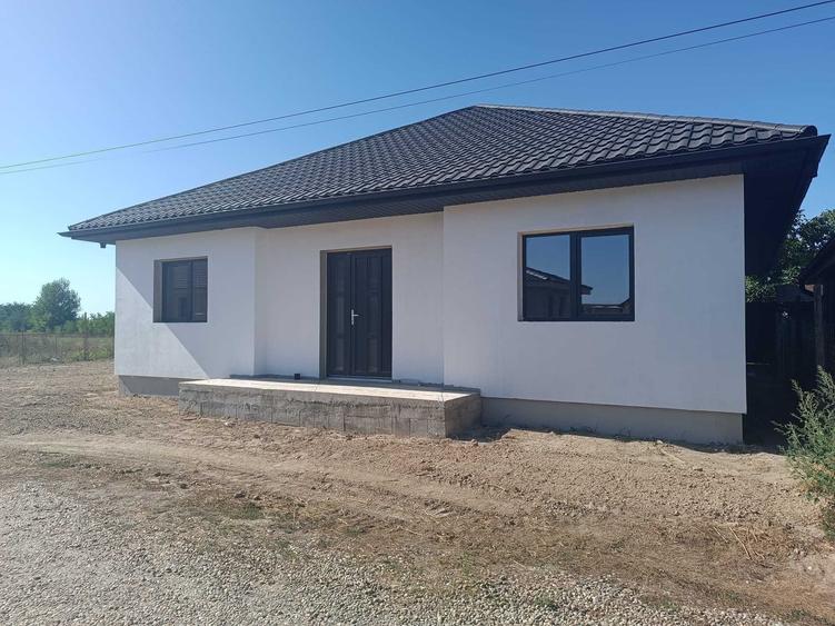 Casă cu 3 camere în Central