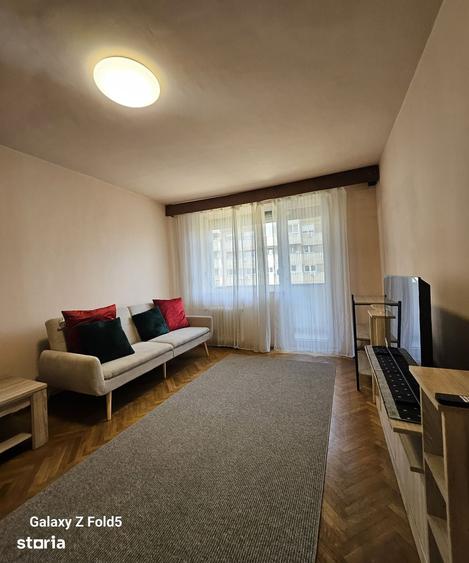Apartament cu 3 camere decomandat în Ultracentral