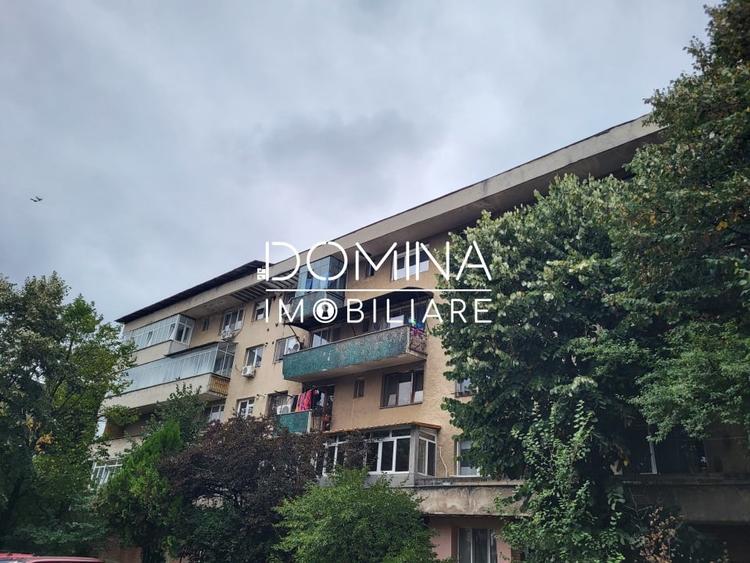 Apartament cu 3 camere decomandat, mobilat în 1 Mai